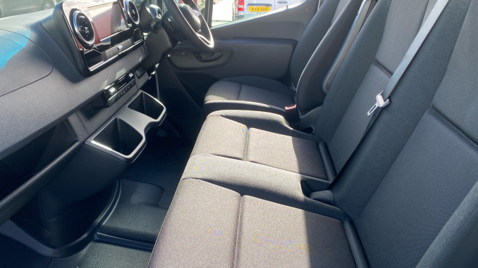 Mercedes-Benz Sprinter E314 L3 Electric Rwd 100kW 81kWh Pro Van Auto - Image 20